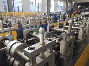 Máquina de formação de estacas de aço de alto volume 380v / 3 fases / 50hz