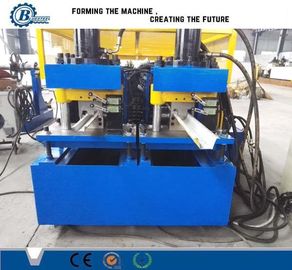 Máquina automática de moldagem de rolos de aço e trilhos com sistema de corte hidráulico