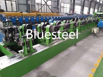 Purlin de C que forma a máquina com as 18-20 estações que cortam a tolerância ±2mm para a largura de 120-300mm da matéria prima