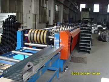 Rolo de aço do quadro de porta 45# que forma a máquina com 13-15 rolos